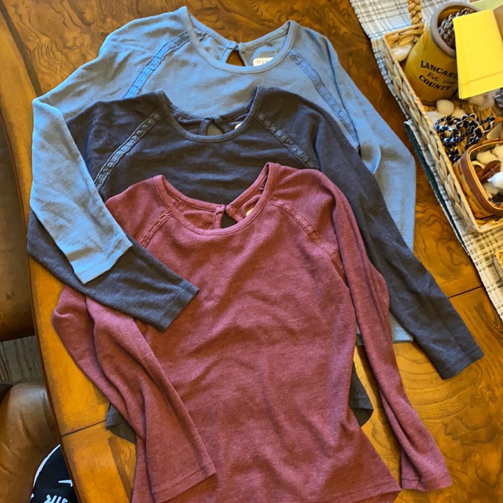 LOT OF 3 long sleeve thermal tops